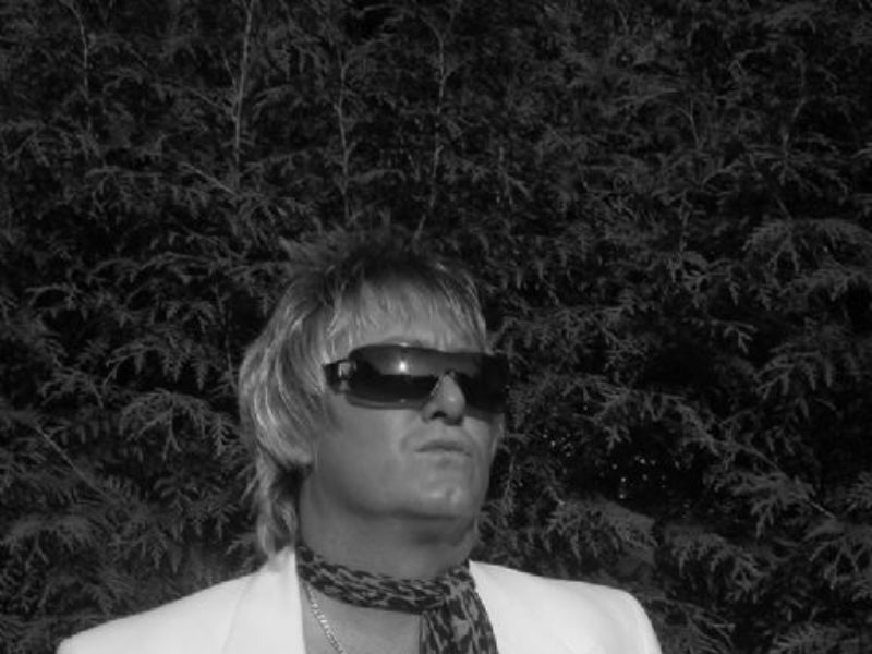 rod stewart tribute a reason to believe